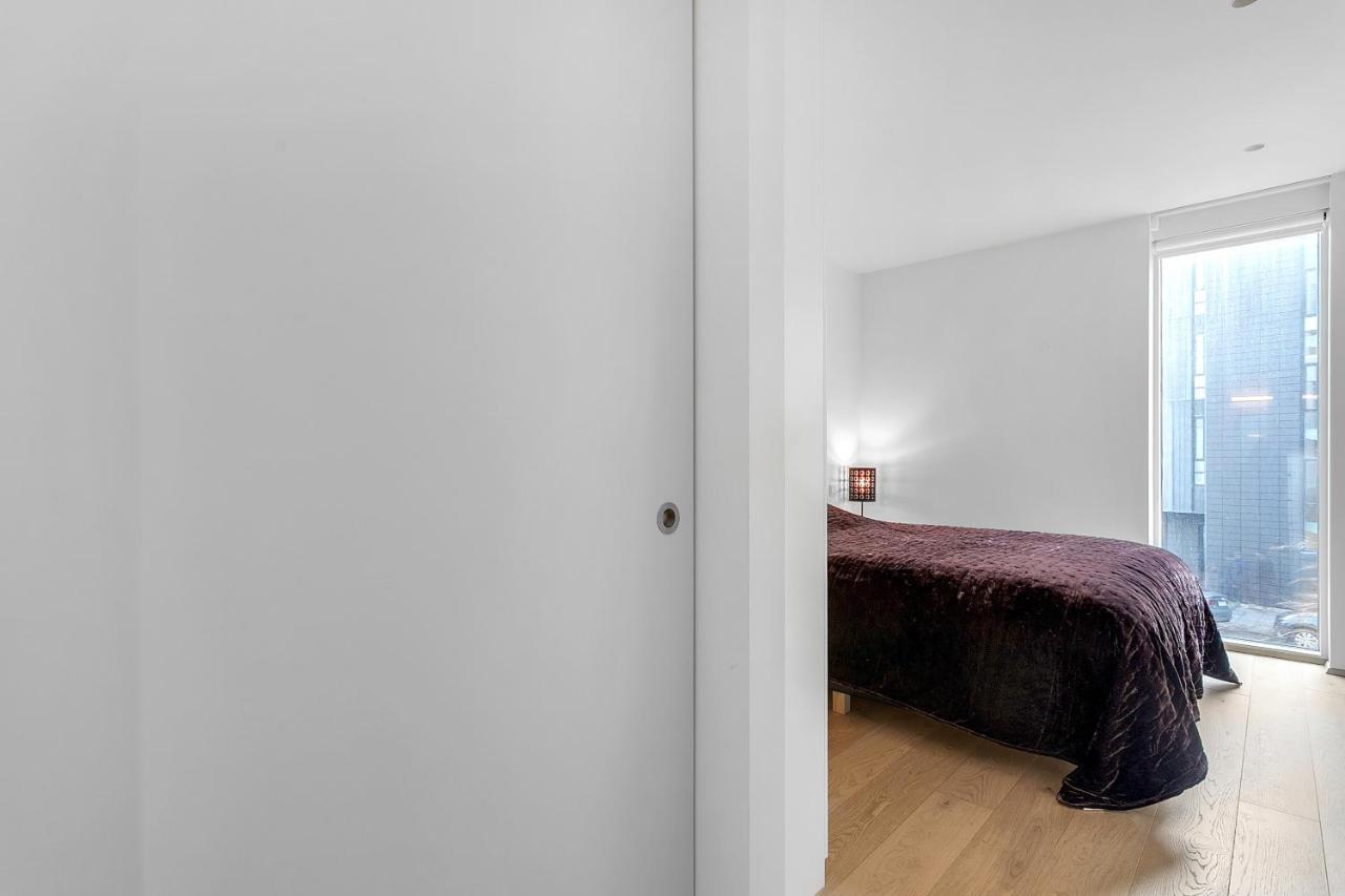 Cozy And Modern Apartment - Best Location In Рейкьявик Экстерьер фото